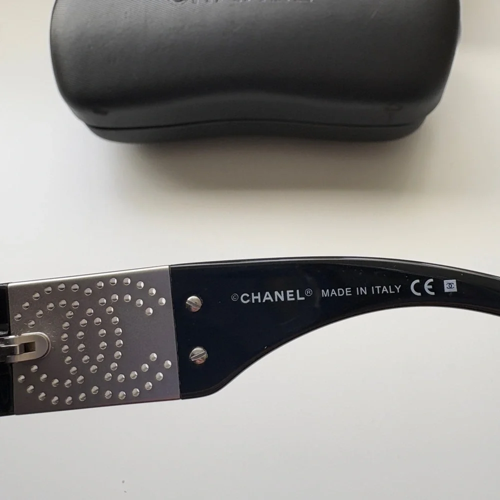 Chanel CC sunglasses 4154, vintage